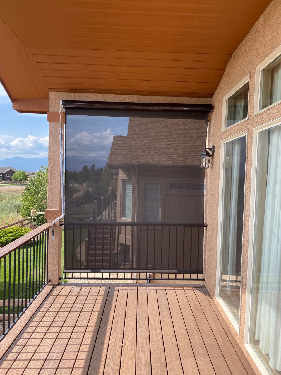 adjustable screened in decks